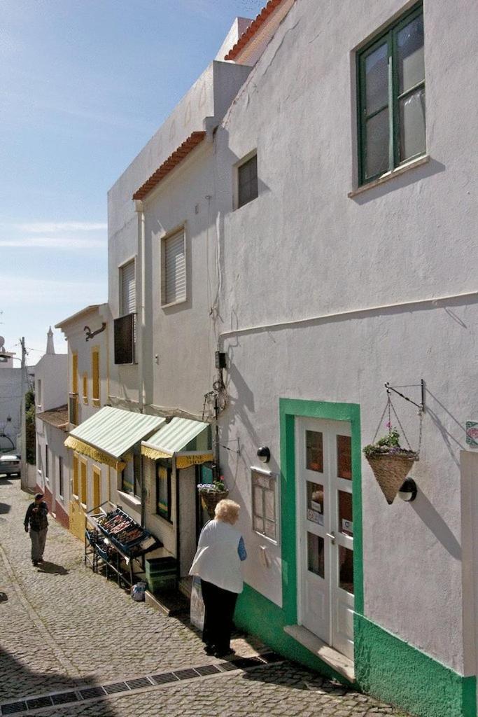 Apartamentos Os Descobrimentos Burgau Buitenkant foto